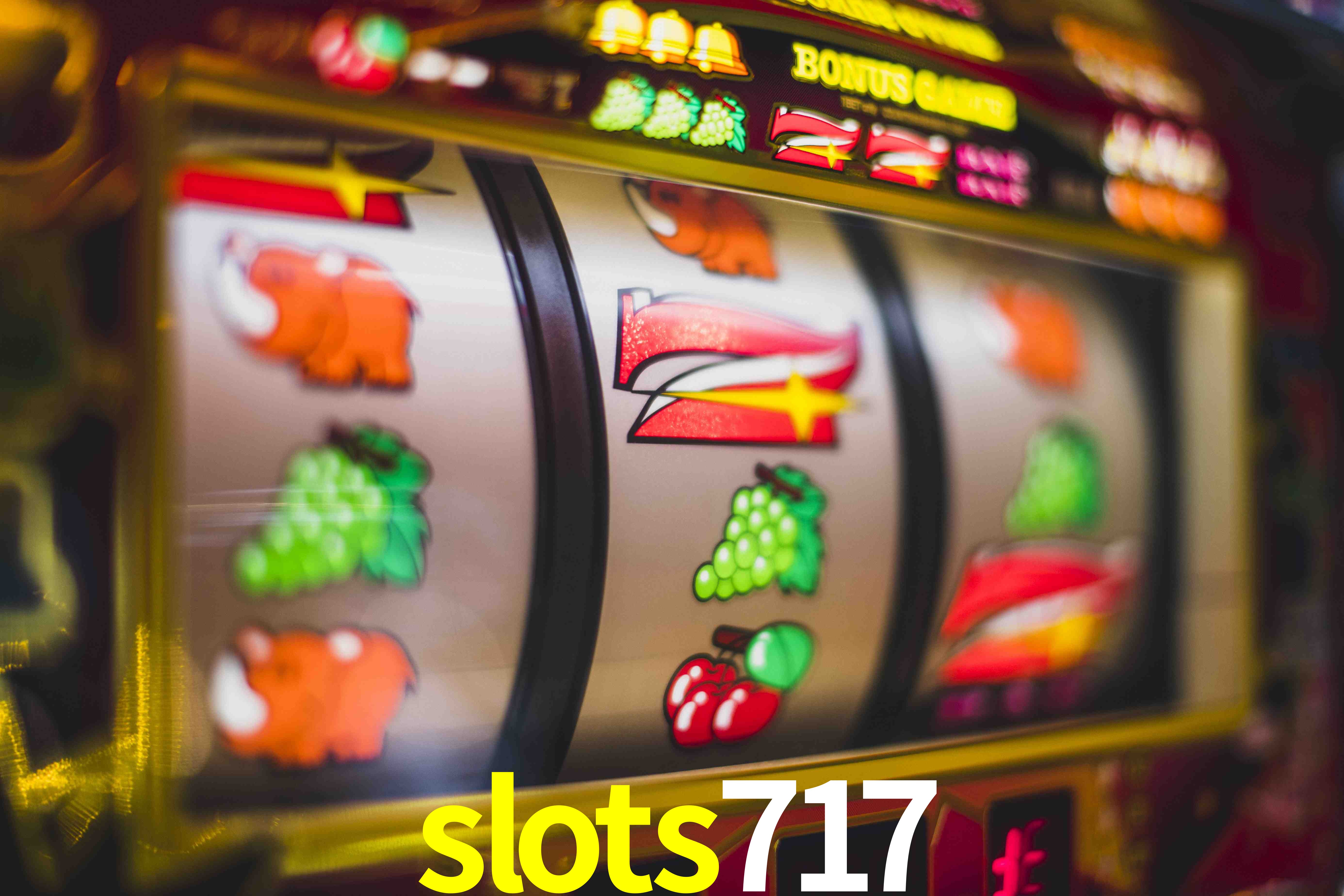 Roulette Table slots717
